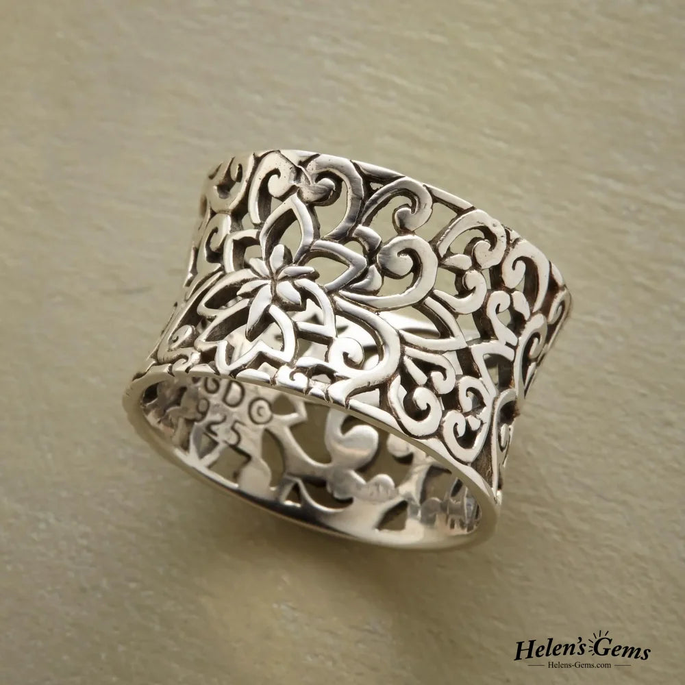 Vintage Silver Hollow Ring